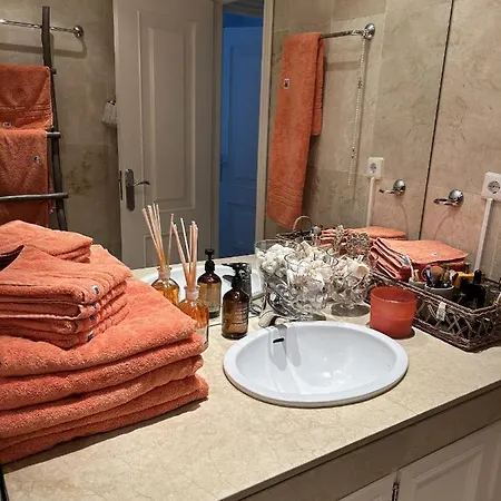 Sunny And Charming Townhouse In Aloha Pueblo Close To Aloha Golf Club * Marbellac